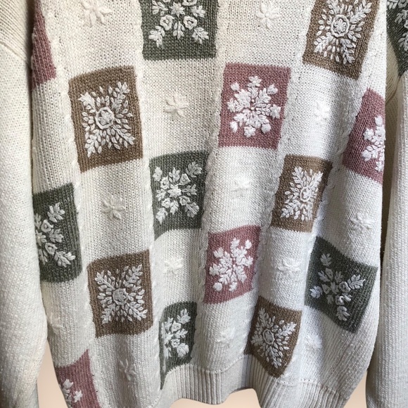Vintage 90s Jantzen Classics Embroidered Snowflake Checkered Collared Sweater - Picture 6 of 11